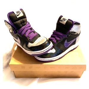 Nike swoosh sneakers